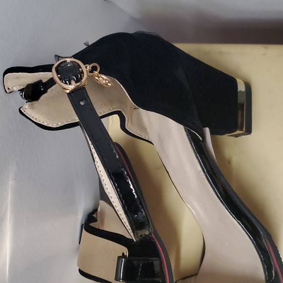Unknown Shoemaker Velvet Black Patent Leather Ankle Strap Sandals 8.5 - Picture 6 of 10